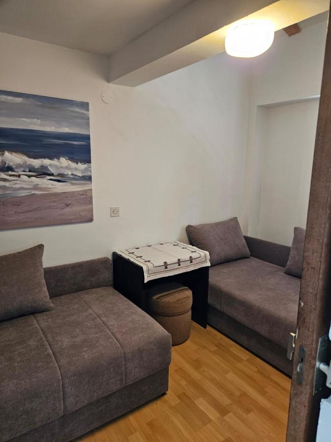 Apartments With Swimming Pool 9X4M Selce Kültér fotó