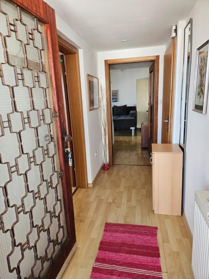 Apartments With Swimming Pool 9X4M Selce Kültér fotó